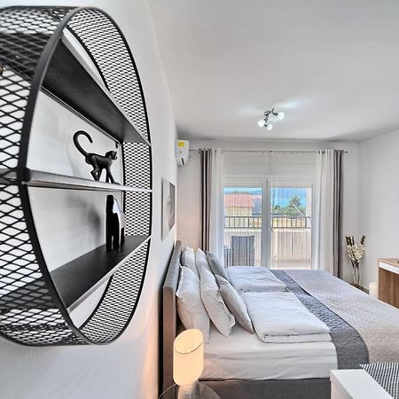 Modern Apartments With Sea View 150 Meters To Beach Kaštela Exterior foto